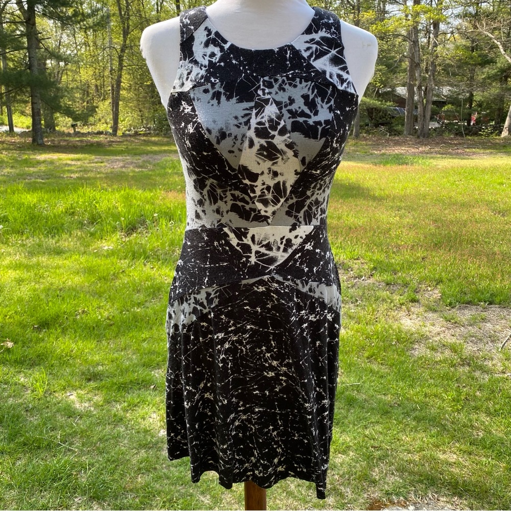 BAILEY 44 ANTHROPOLOGIE DRESS MINI BLACK WHITE GRAY SLEEVELESS FIT FLARE SIZE S